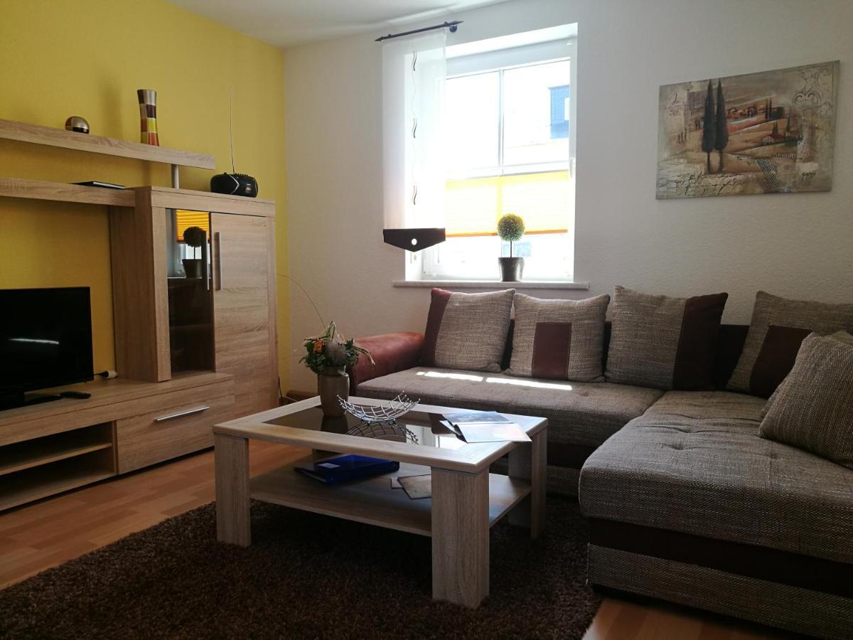 Ferienwohnung - August-Bebel-Str. 19 Oelsnitz  Exteriör bild